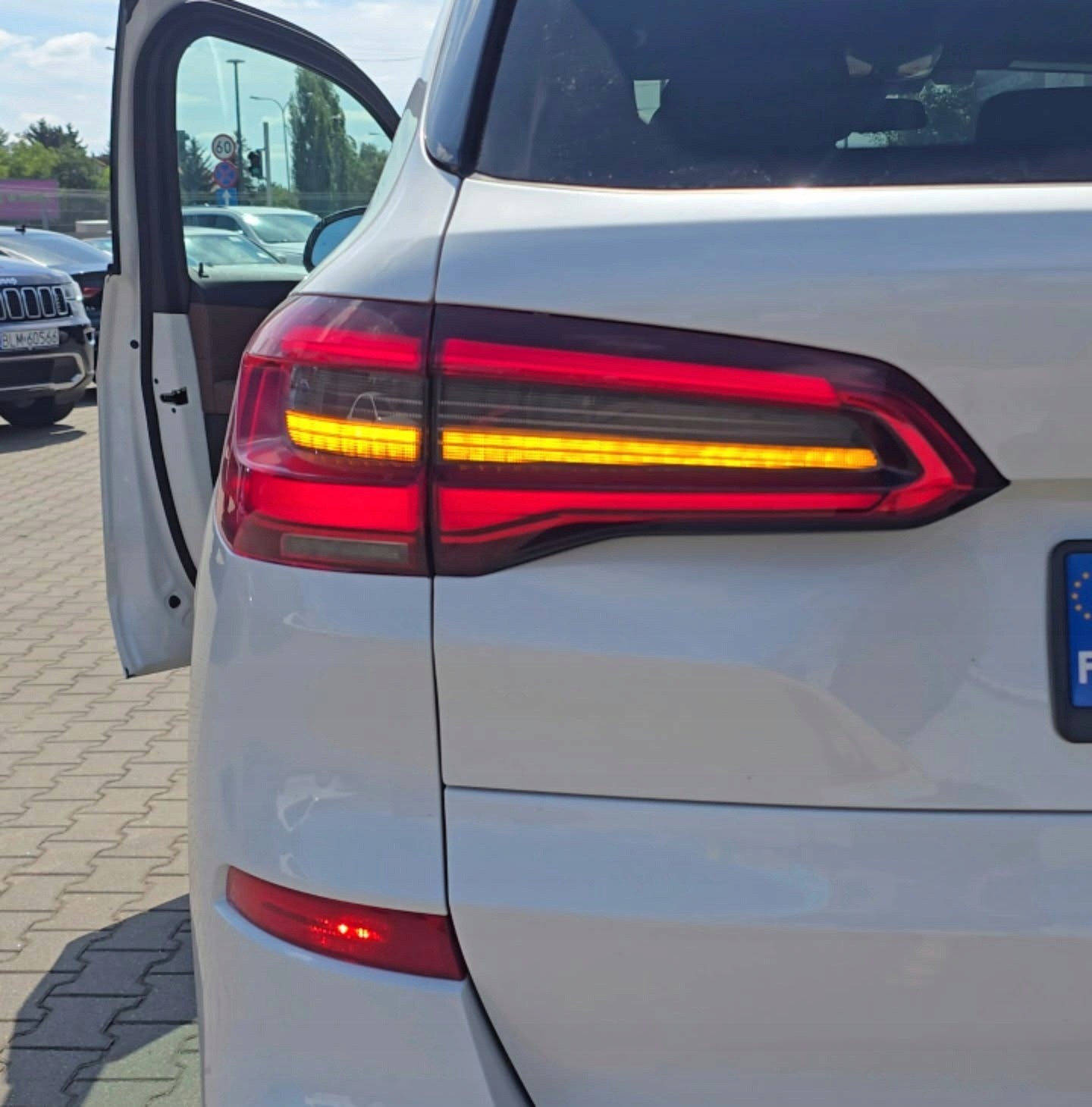 BMW X5 G05 — tylne oświetlenie